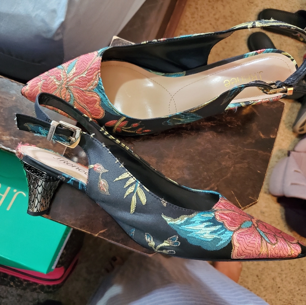 J. Renee womens 12 W Slingback Kitten Heels